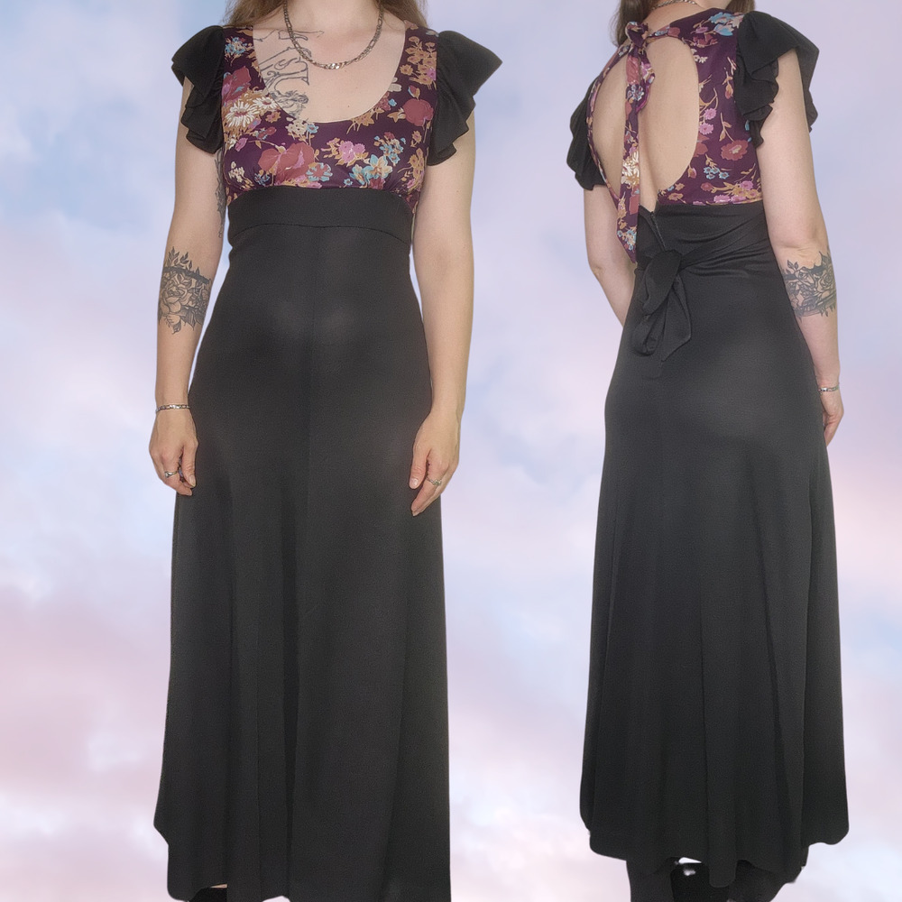 Vtg Handmade 50s 60s Black Floral Print Keyhole Back Empire Waist Smocked Dress